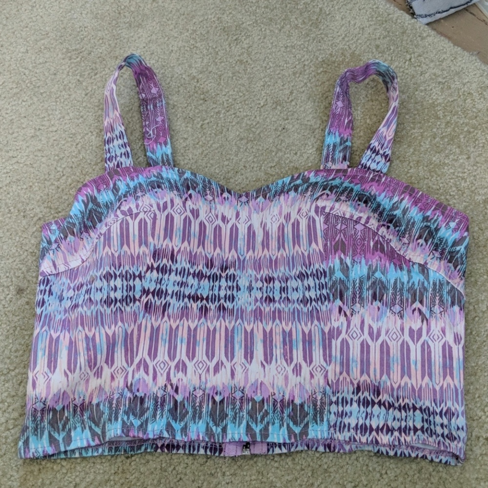 Crop top